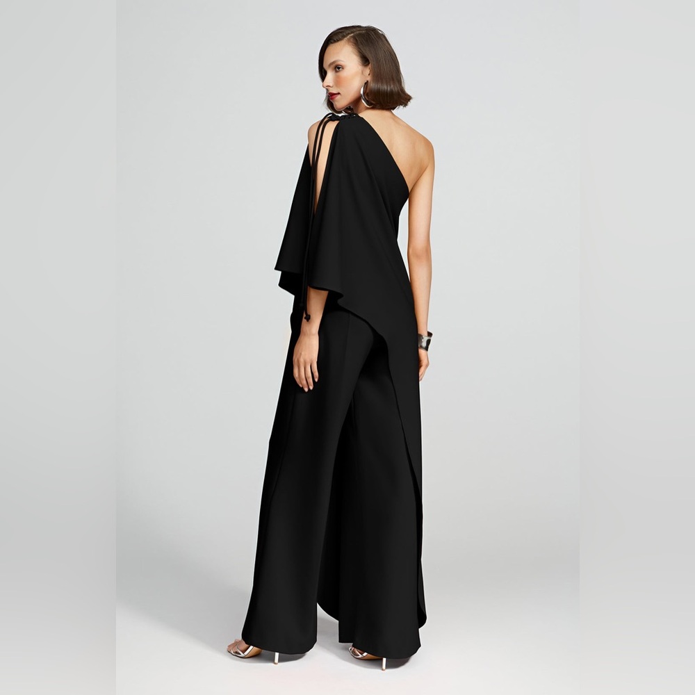 Halston Ignacia Jumpsuit in Luxe Crepe - Picture 5 of 9